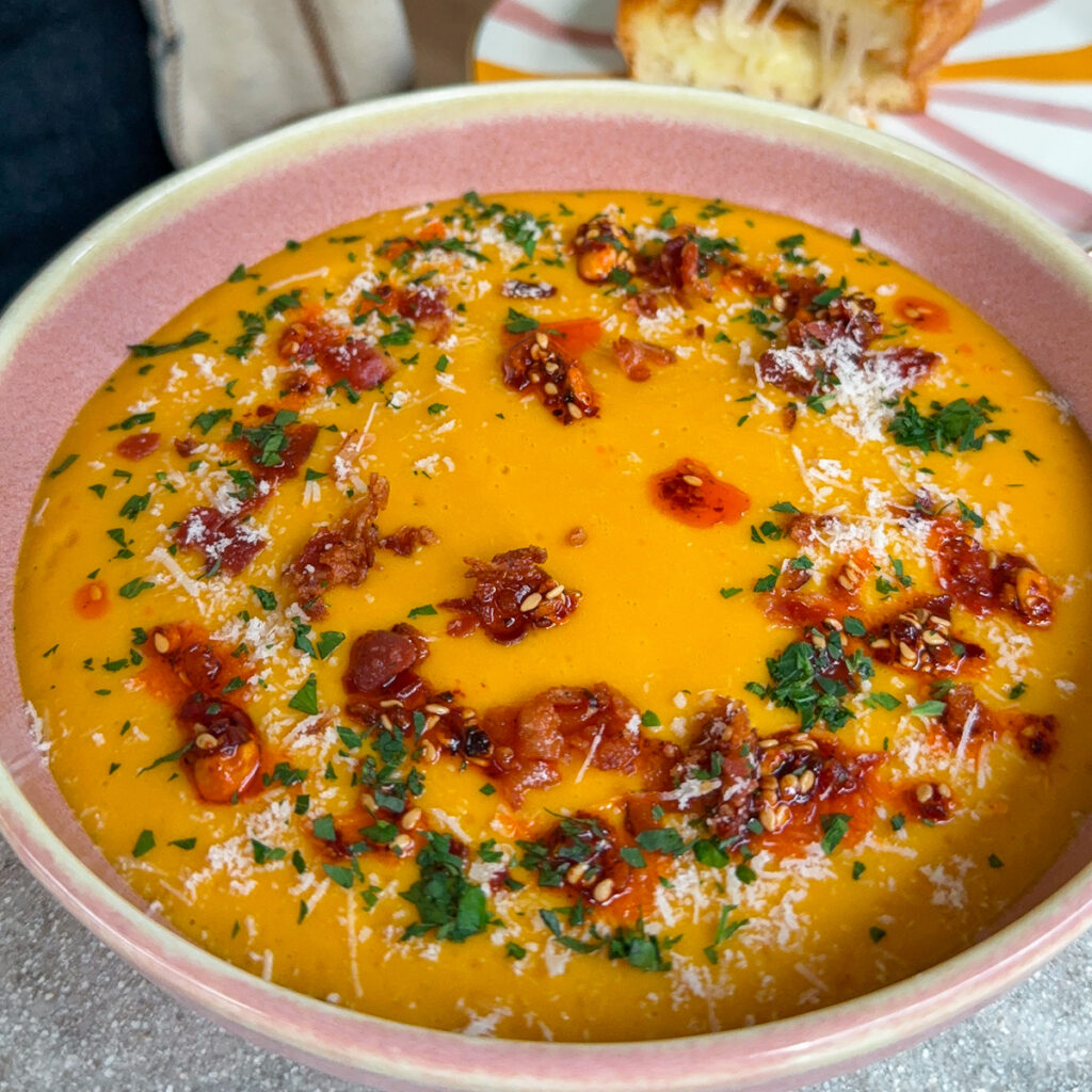 trinta-kremine-morku-sriuba-su-daug-baltymu-su-grudeta-varske