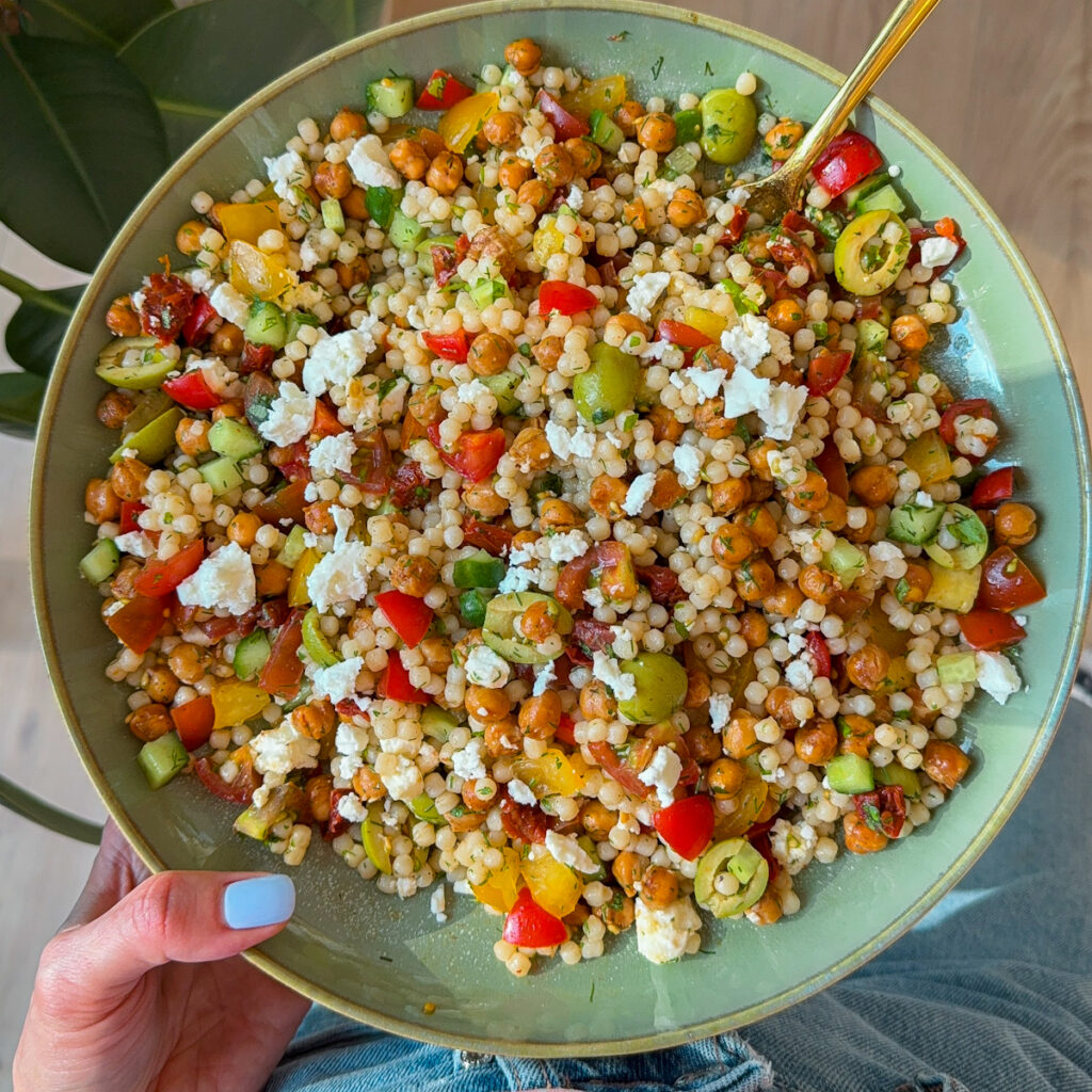 kuskuso-salotos-su-feta